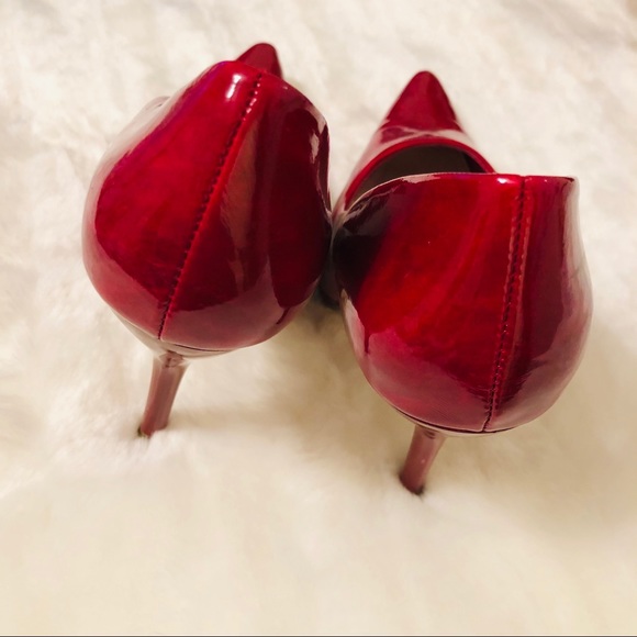 Cherry Red Pointy Toe Heels - Picture 4 of 6